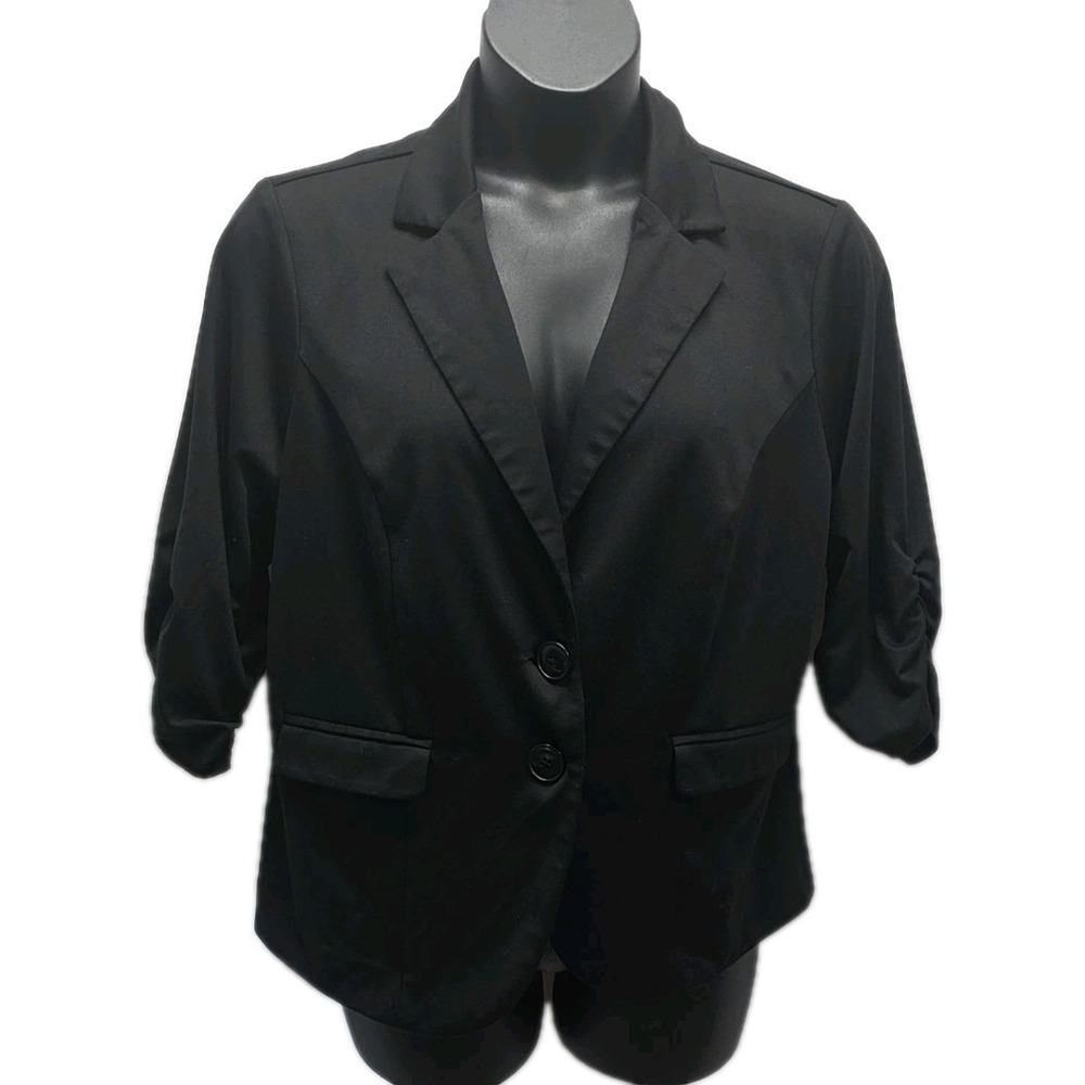 Torrid Blazer Womens 2 Black 3/4 Ruched Sleeve Button Front Notched Lapel Ponte